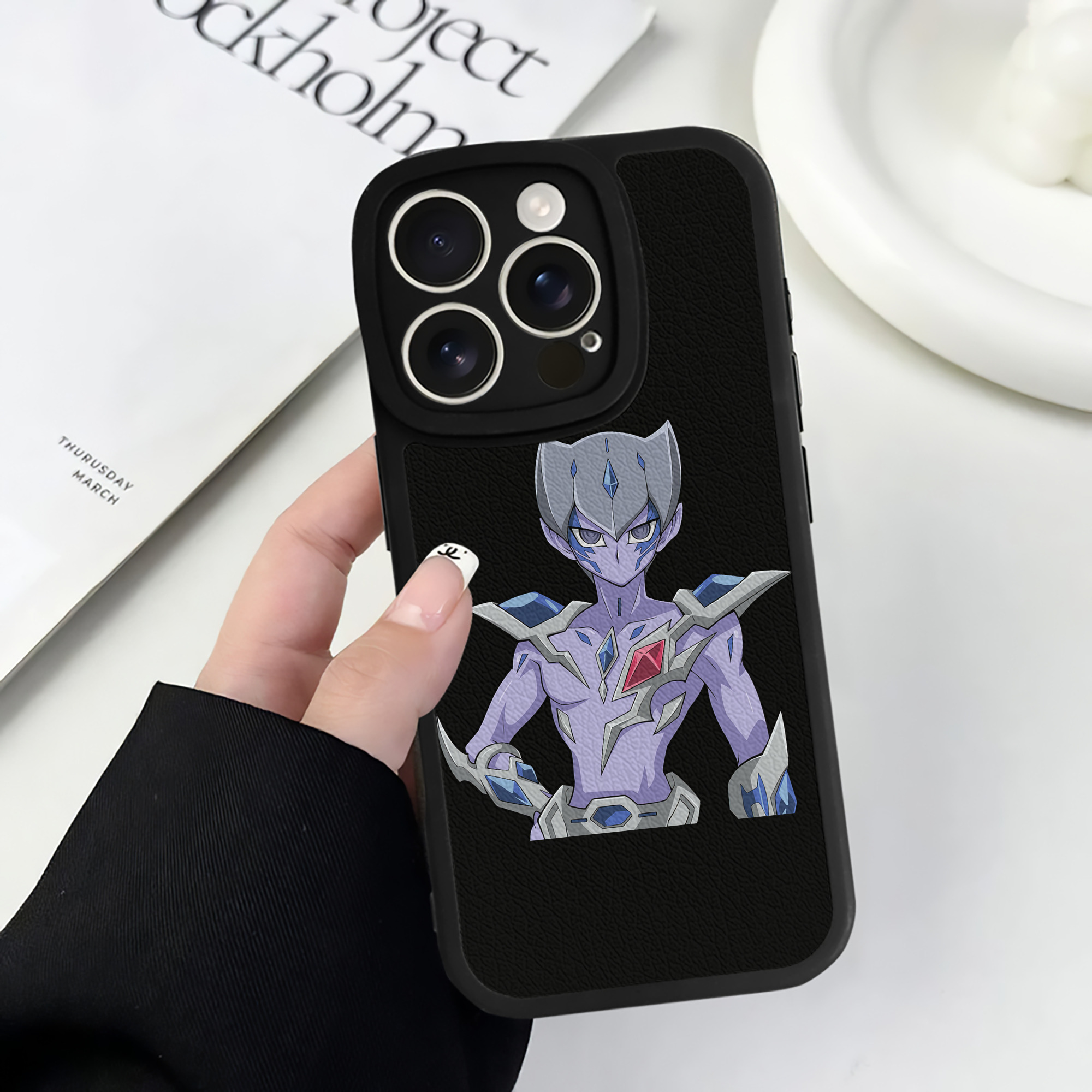 遊☆戯☆王 Yu-Gi-Oh! 【iPhone 16シリーズ対応】シリコンスマホケース（レザー調） 材質：シリコン
